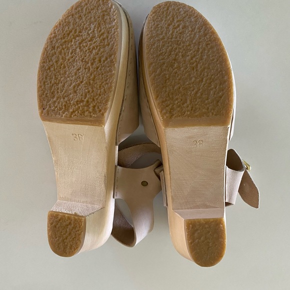 Bryr Emma Natural Leather Clogs - Picture 6 of 12
